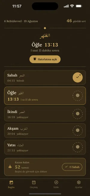 Gece kâğıdı temasında Bugün ekranı: aynı düzen, koyu sıcak parşömen üzerinde aydınlatılmış altın vurgularla.